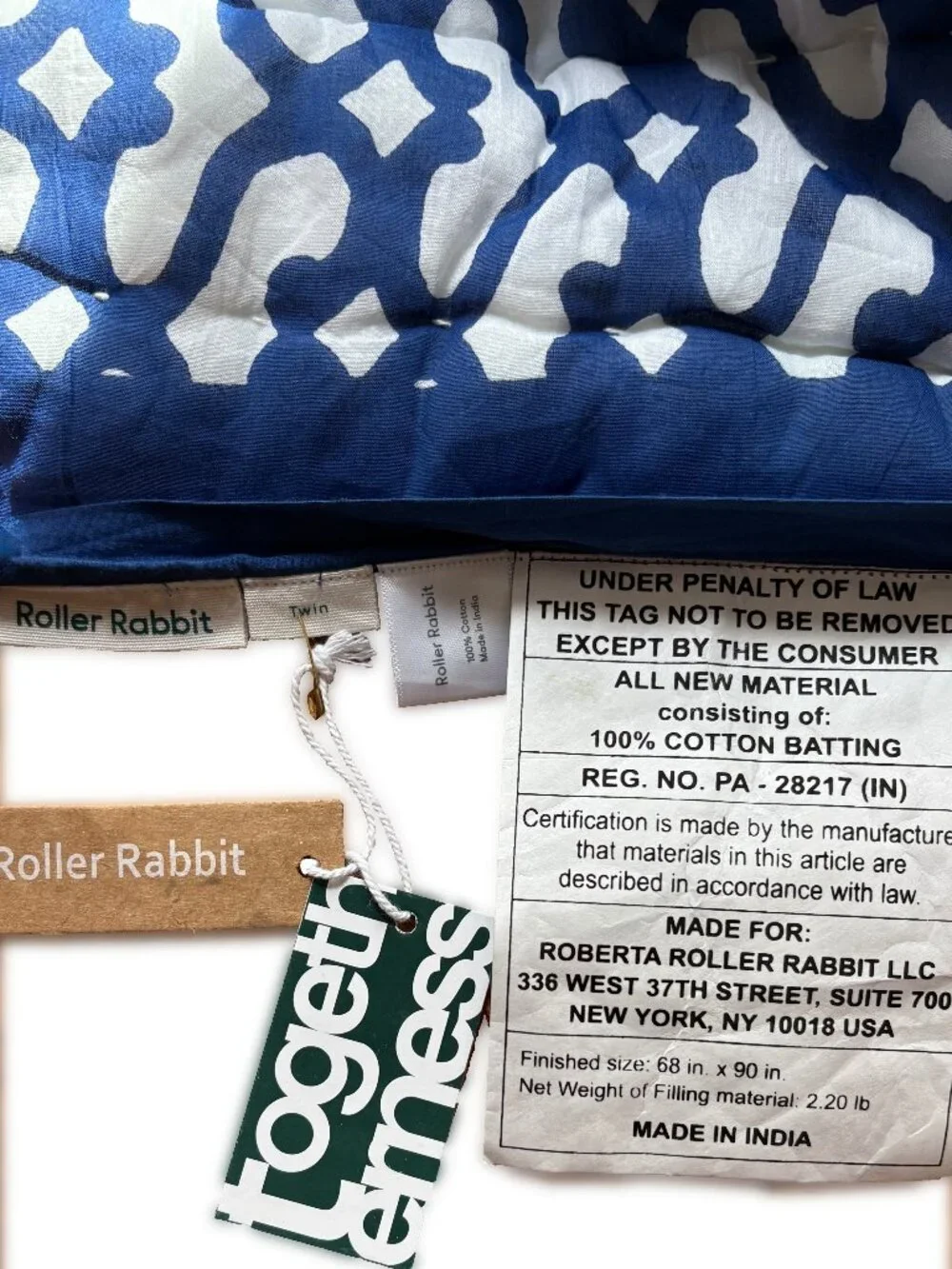Roller Rabbit TWIN Quilt Big Cata Print Blue White NEW WITH TAGS